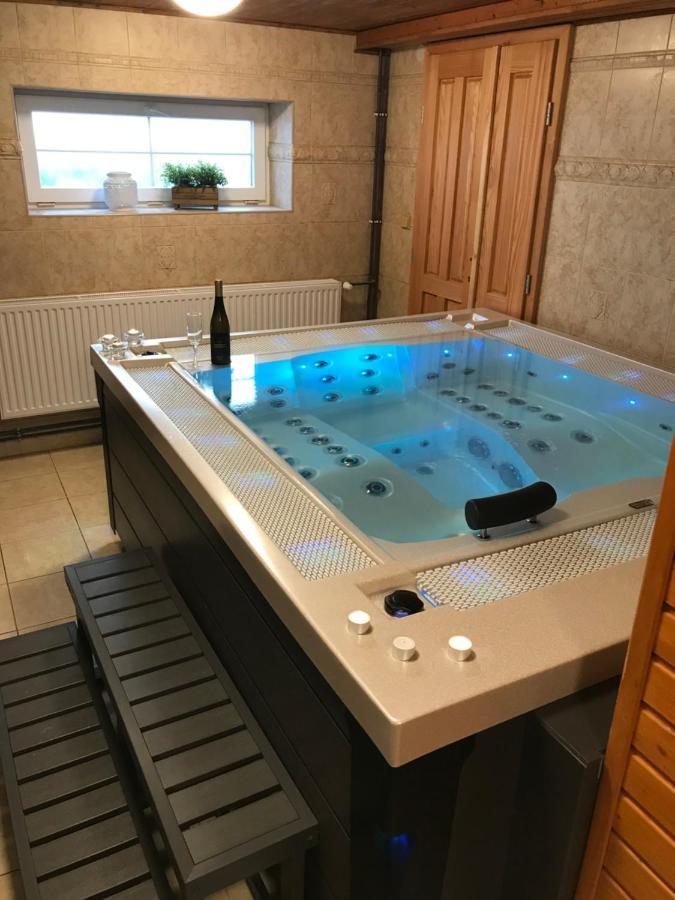 Hotel Sirákov Liptál Kültér fotó