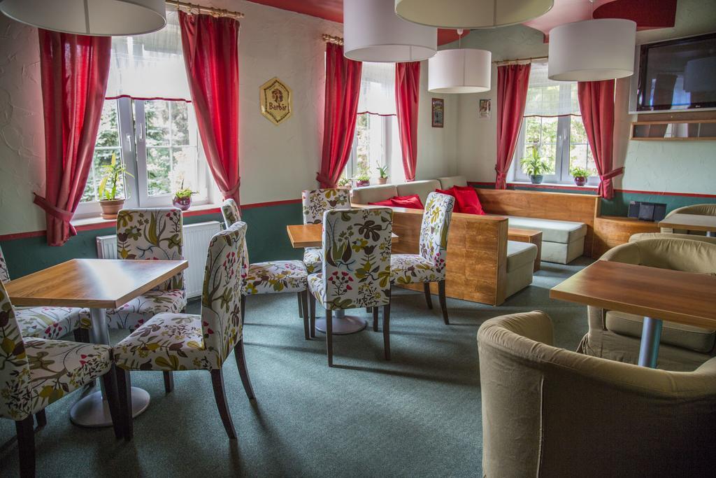 Hotel Sirákov Liptál Kültér fotó