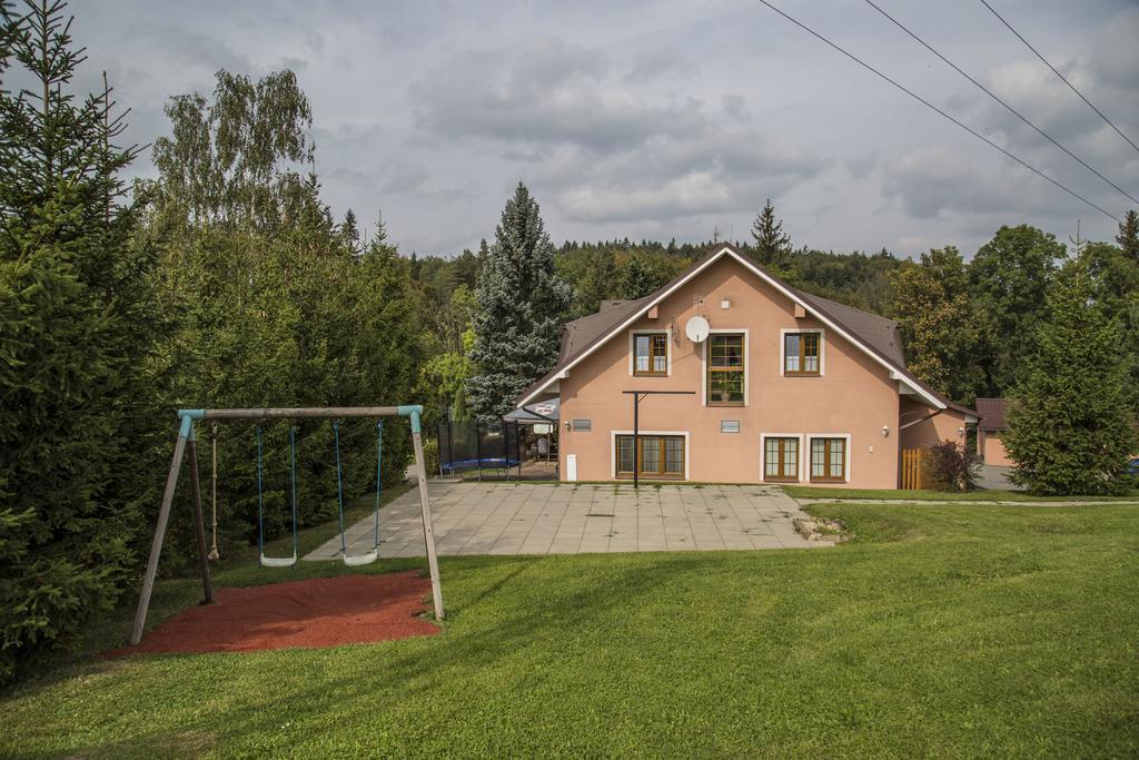 Hotel Sirákov Liptál Kültér fotó