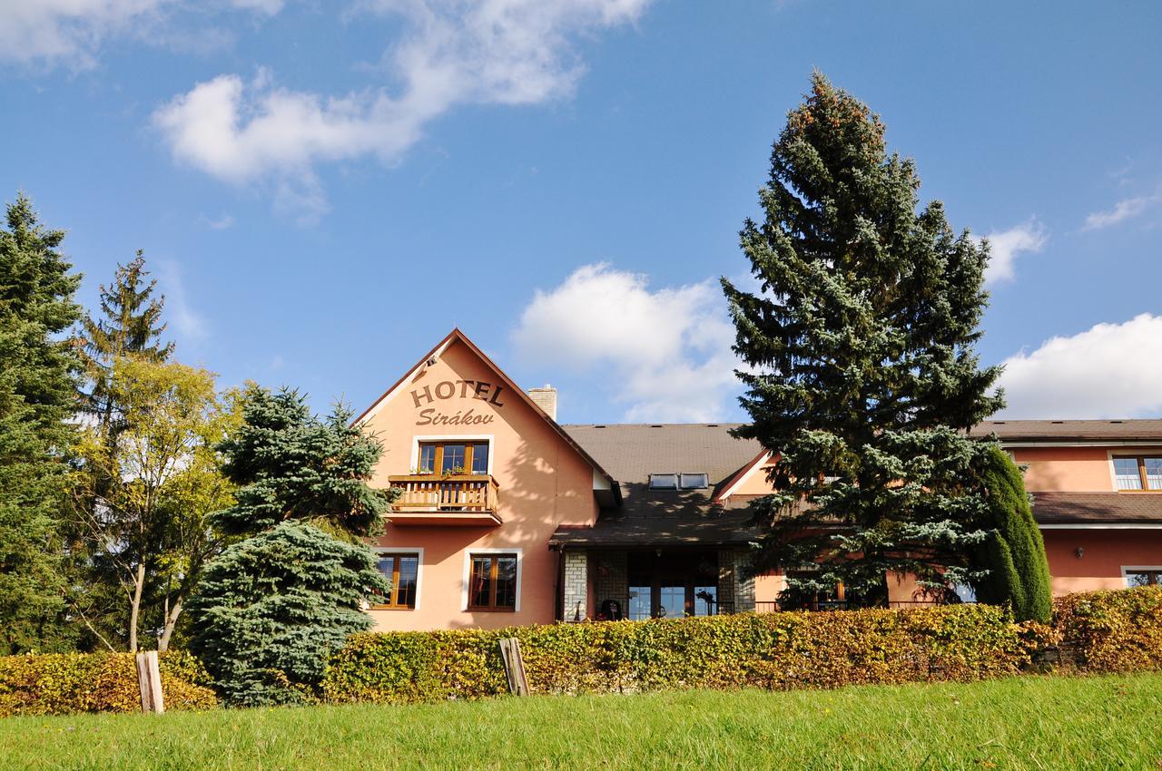 Hotel Sirákov Liptál Kültér fotó